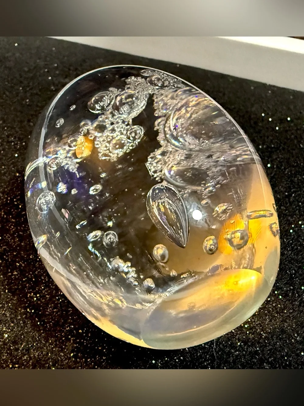 Vintage Hand Blown Art Glass Egg Paperweight Clear Bullicante Bubbles